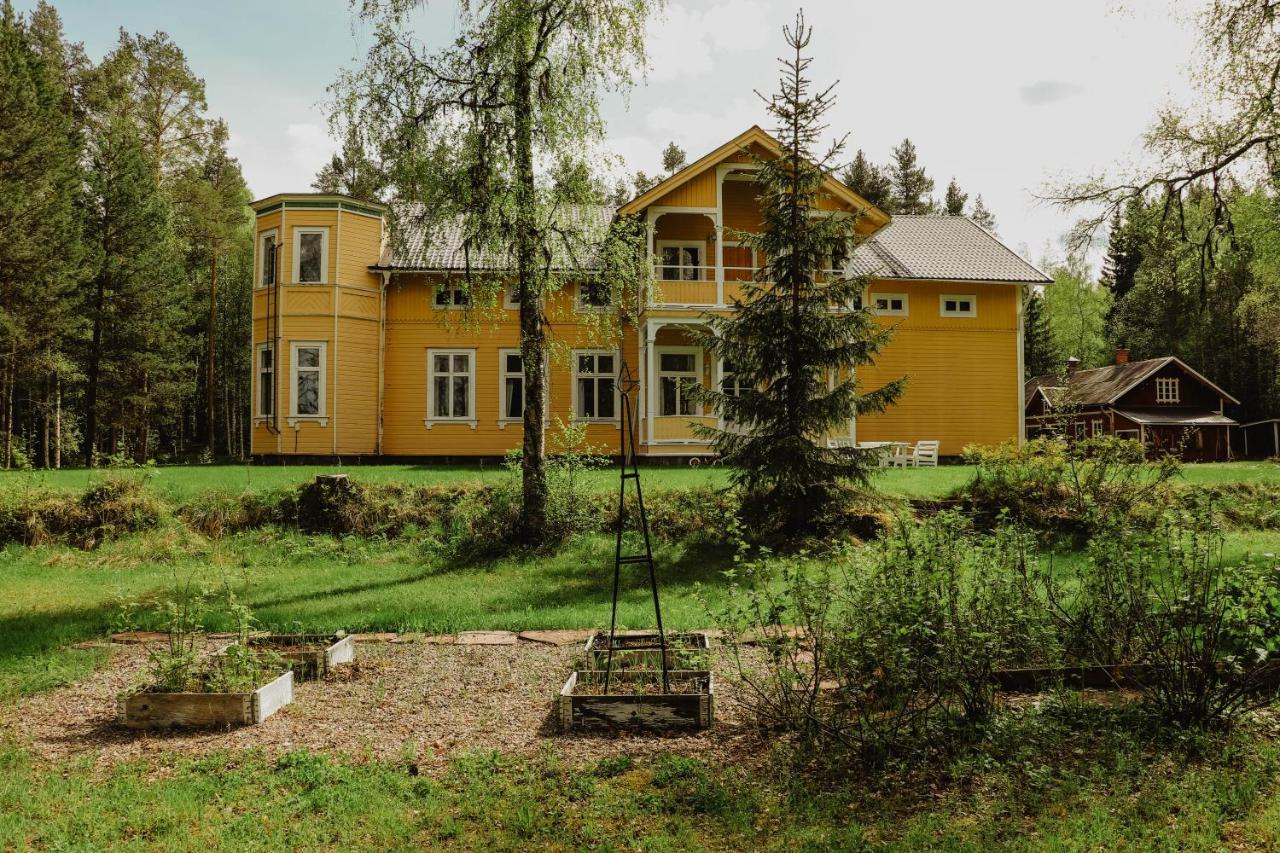 Turistgarden Saerna Panzió Kültér fotó