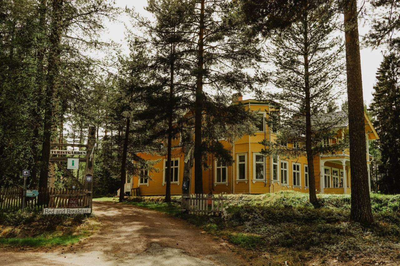 Turistgarden Saerna Panzió Kültér fotó